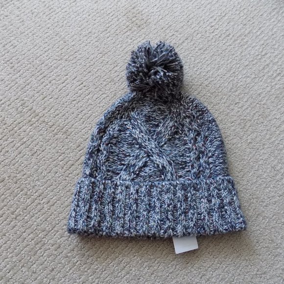 NEW J. CREW CHUNKY DONEGAL CABLE KNIT POM BEANIE - Picture 4 of 4